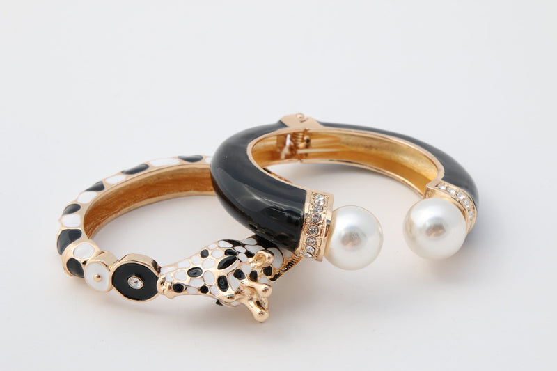 Pearl Hinge Bangle
